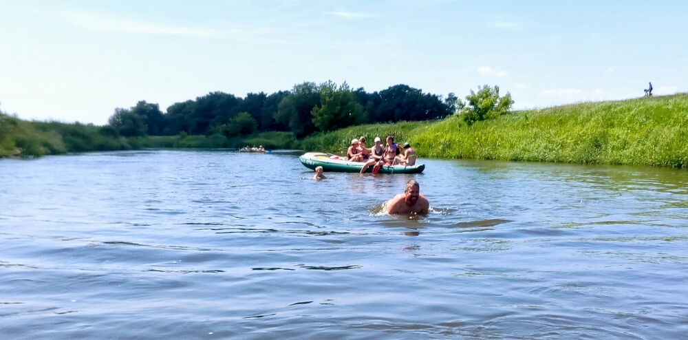240629009_1000.jpg