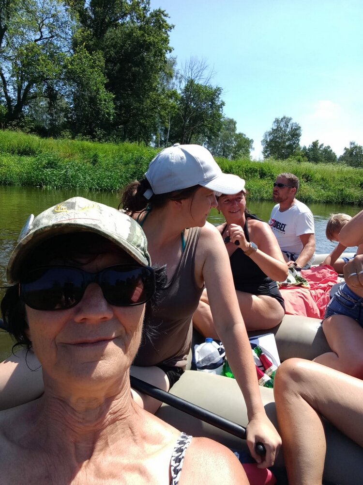 240629015_1000.jpg